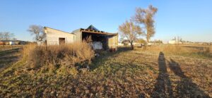 1311  South St, Sutherland, NE