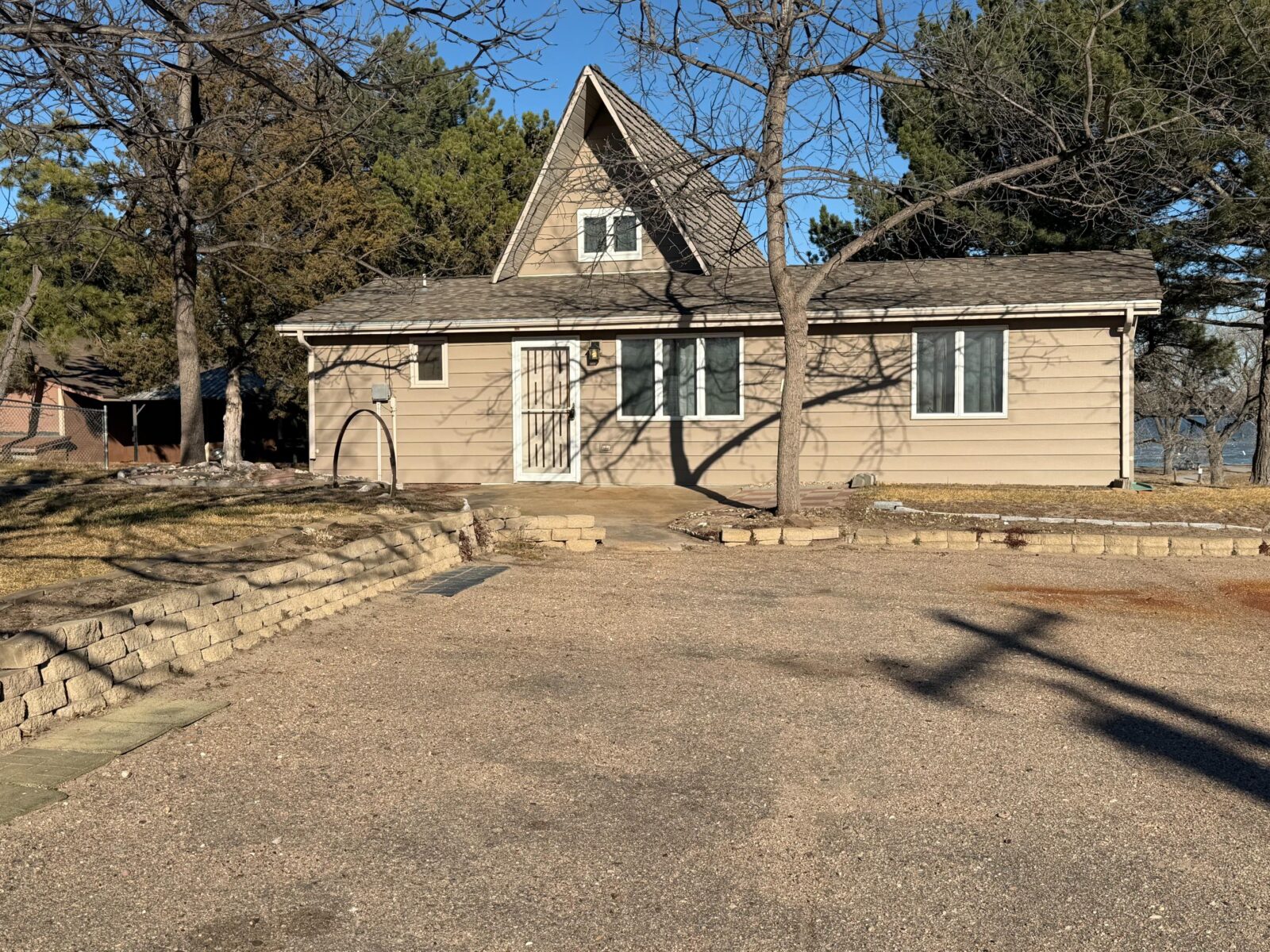 110 S. Maloney Dr., North Platte, NE lake home for sale