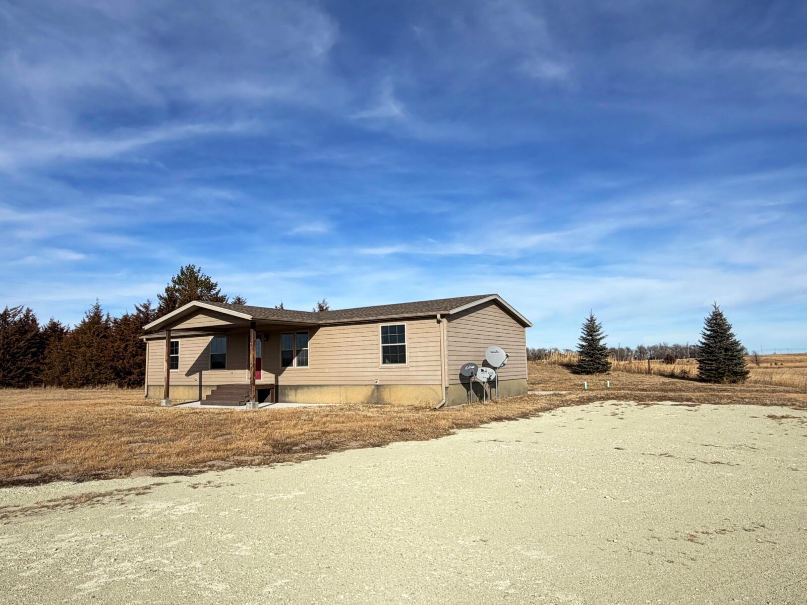 85902 Hwy 7, Ainsworth, NE home acreage for sale