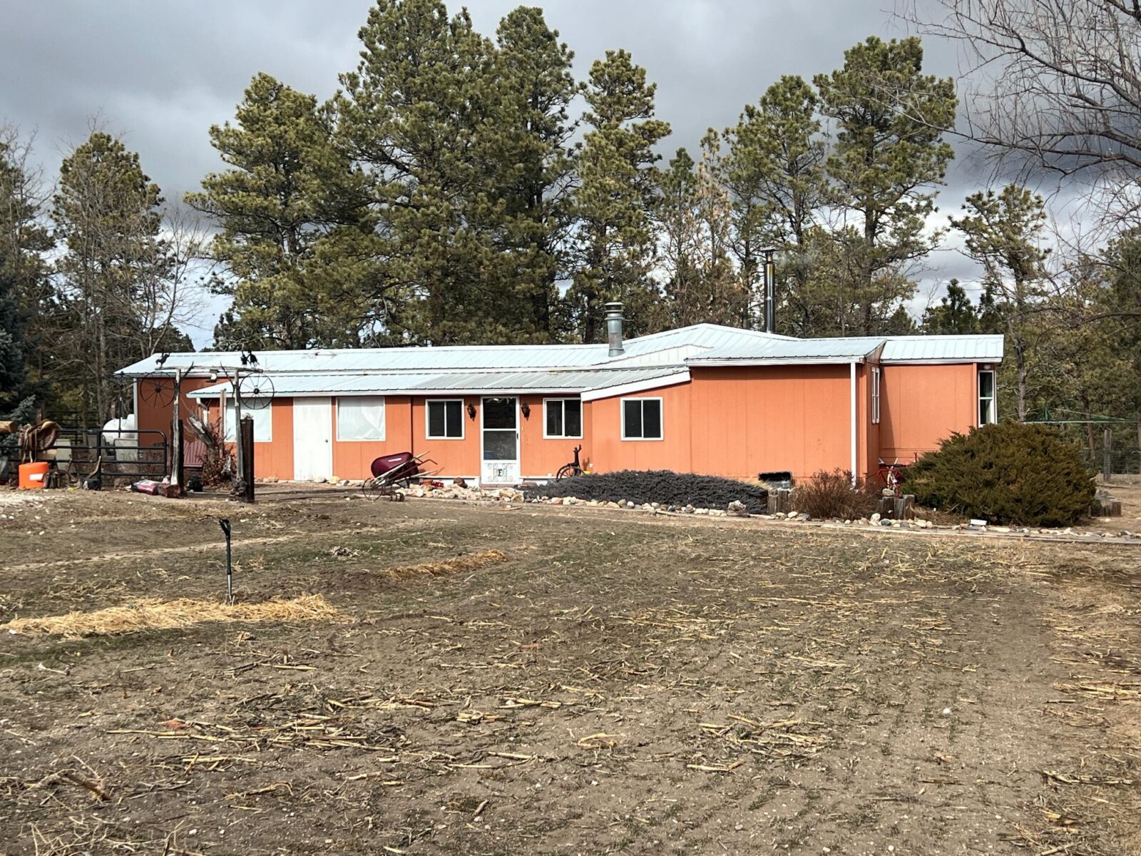 114 Oetken Rd., Crawford, NE home acreage for sale
