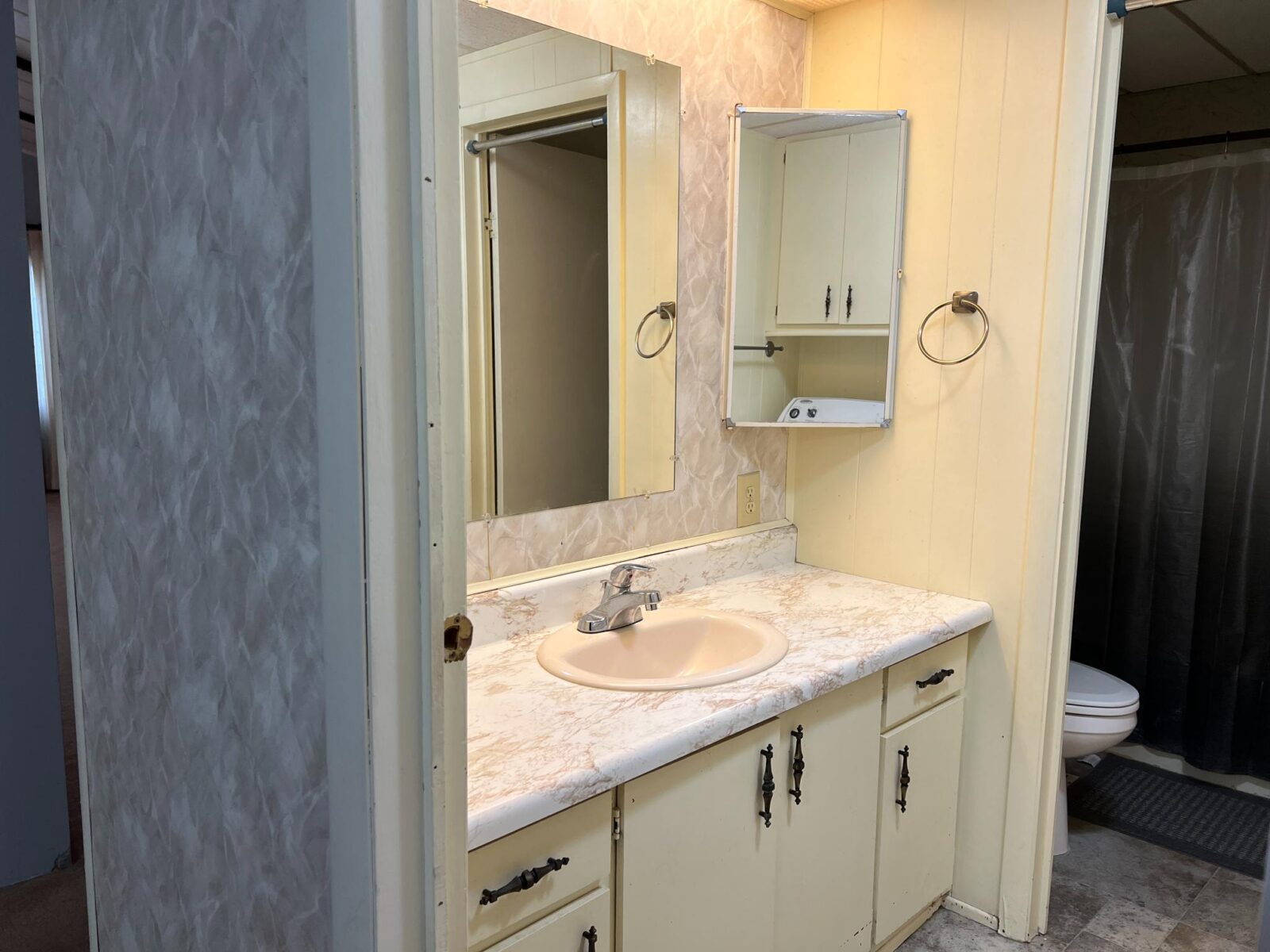 800 E. 10th Chadron, NE home for sale