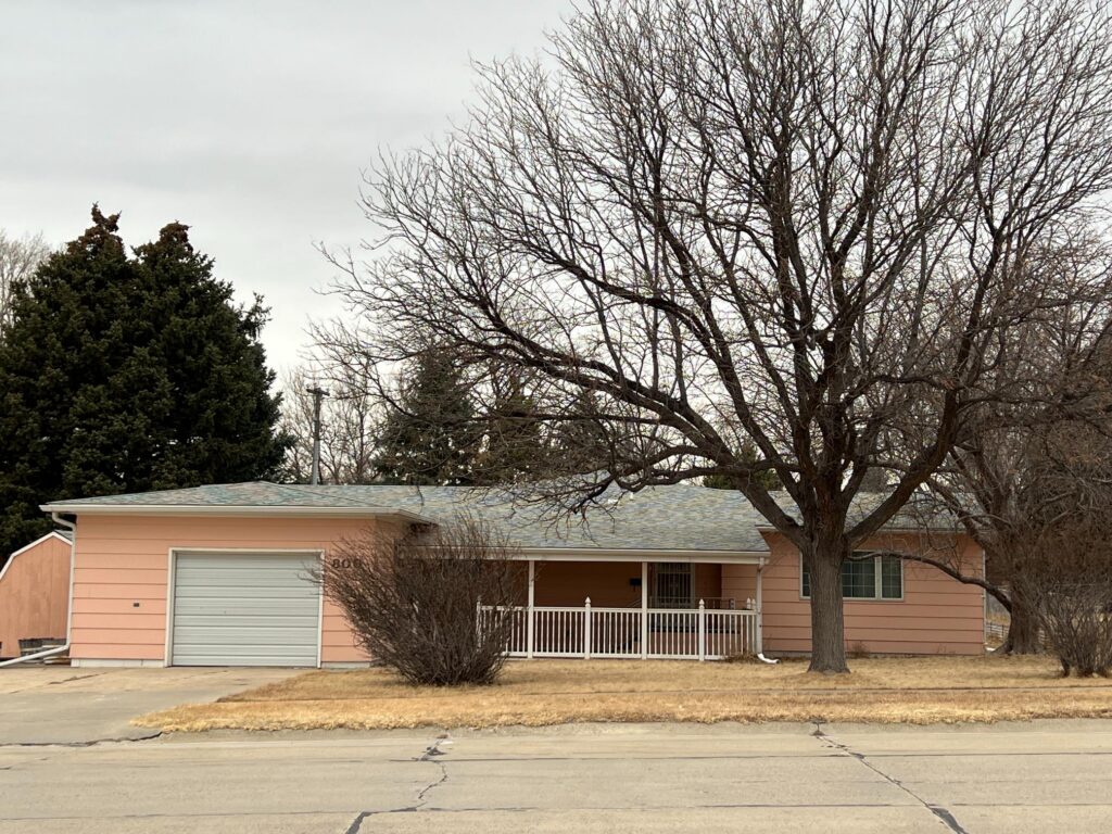 800 E. 10th St., Chadron, NE  