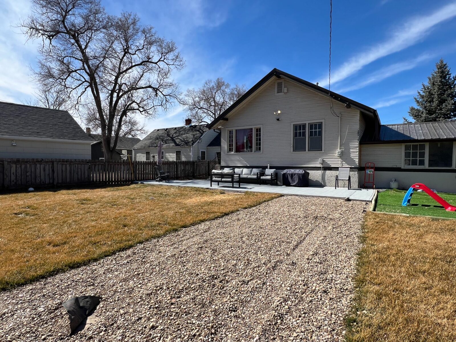 617 N. Main St., Gordon, NE Home for sale