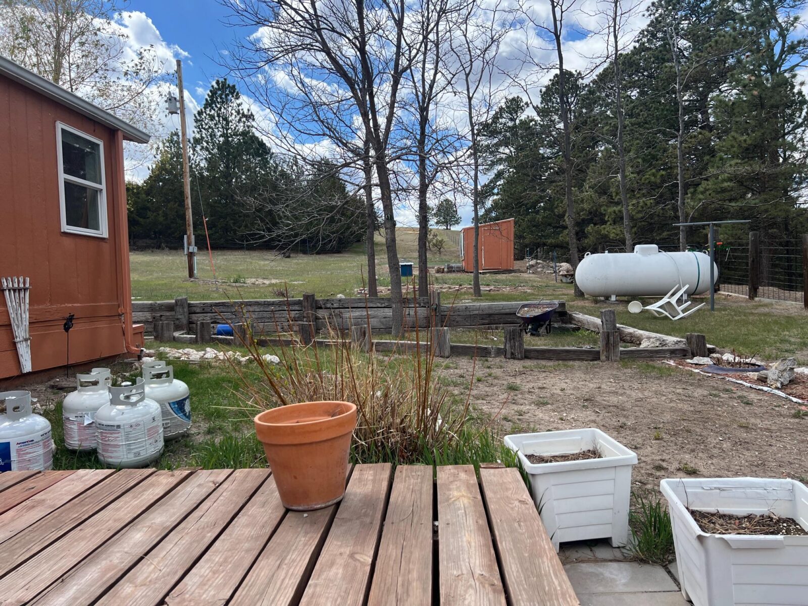 114 Oetken Rd., Crawford, NE