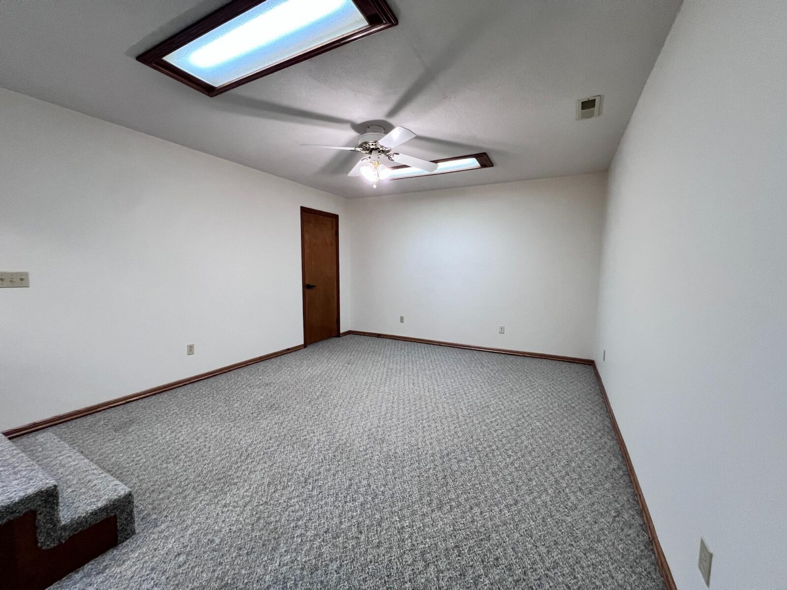 9101 Lakeview Dr., North Platte, NE home for sale