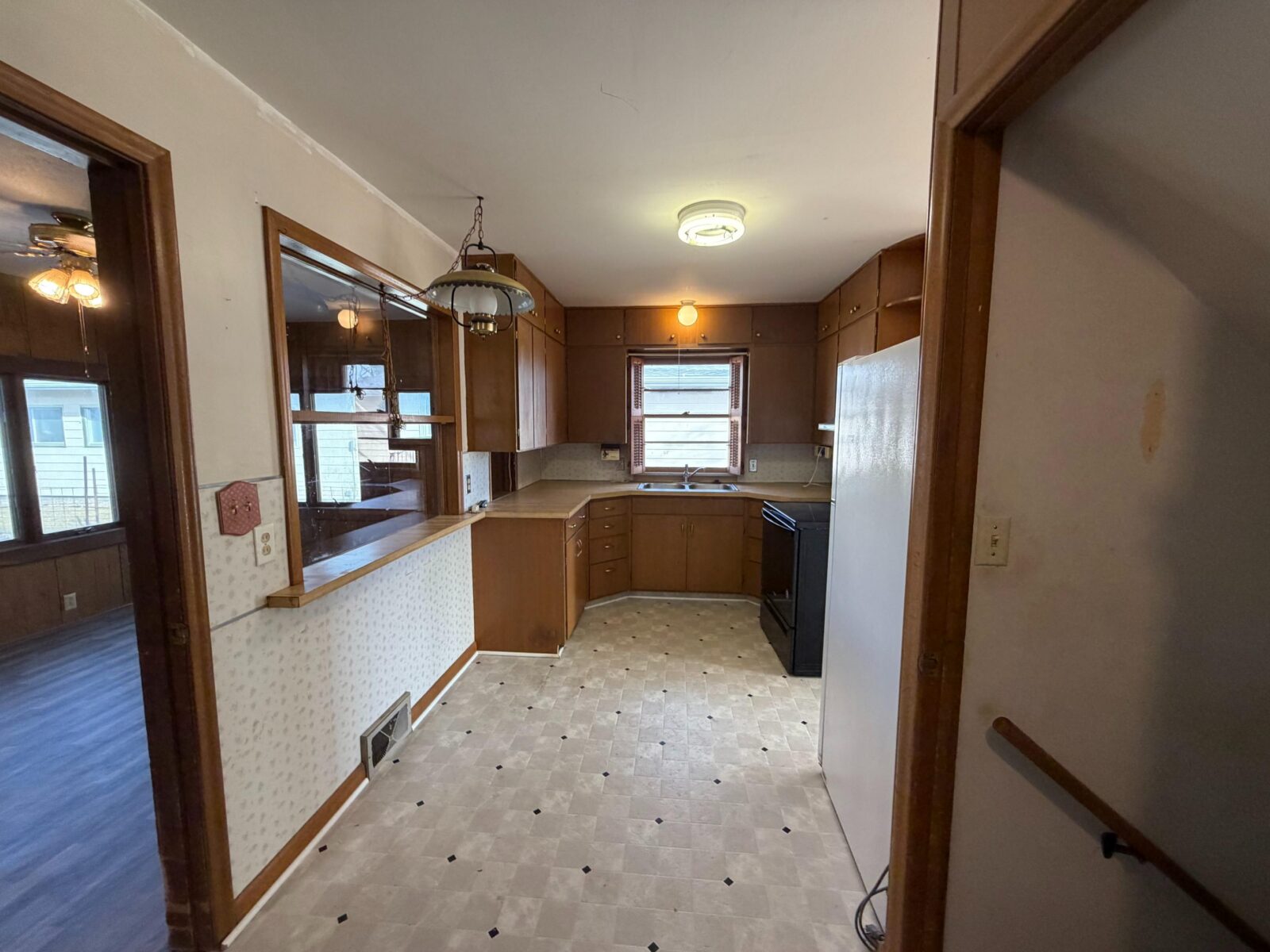 828 E. 1st St., Ainsworth, NE home for sale