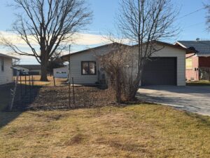 828 E. 1st St., Ainsworth, NE home for sale