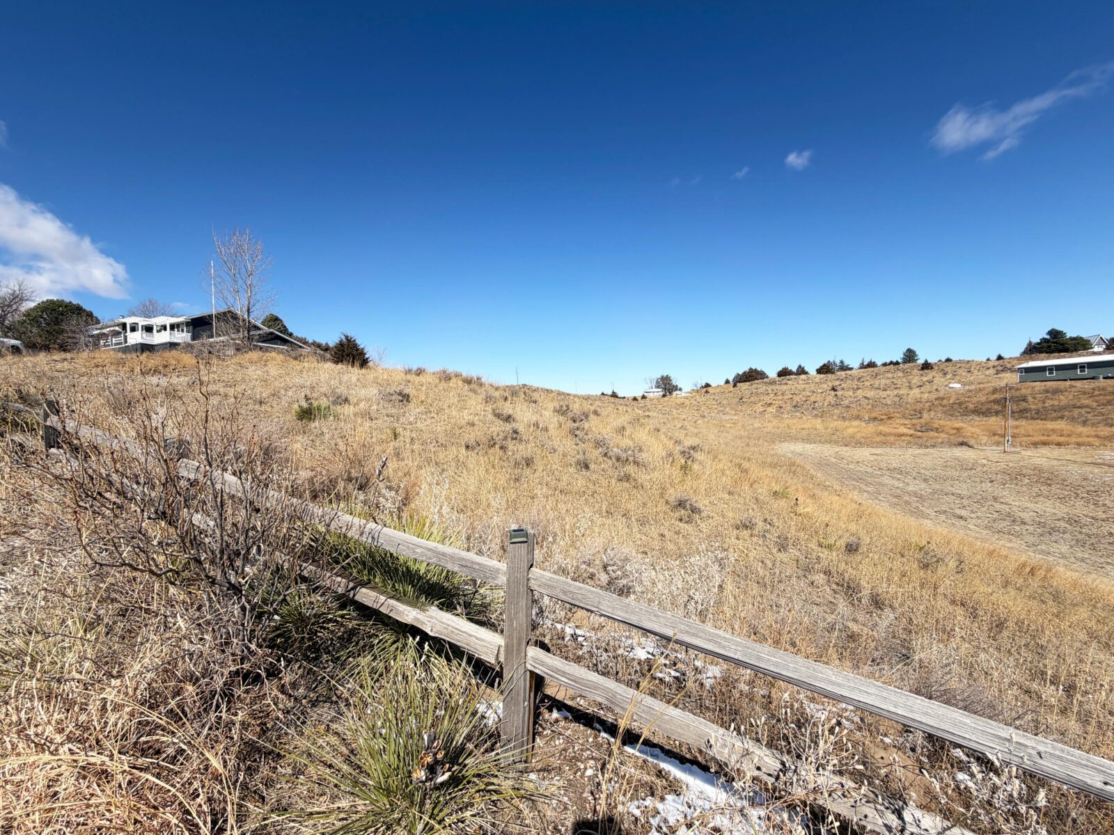 4 Roberts Rolling Hill, Lewellen, NE