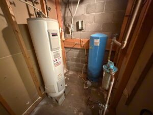 4 Roberts Rolling Hill, Lewellen, NE