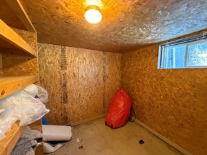 4 Roberts Rolling Hill, Lewellen, NE