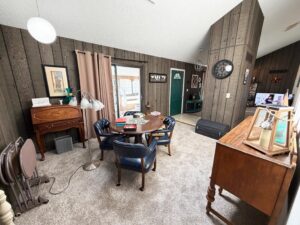 4 Roberts Rolling Hill, Lewellen, NE