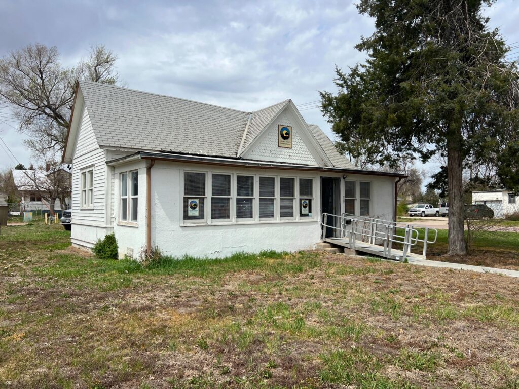 332 N. Main St., Gordon, NE  