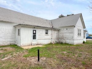 332 N. Main St., Gordon, NE Commercial building for sale