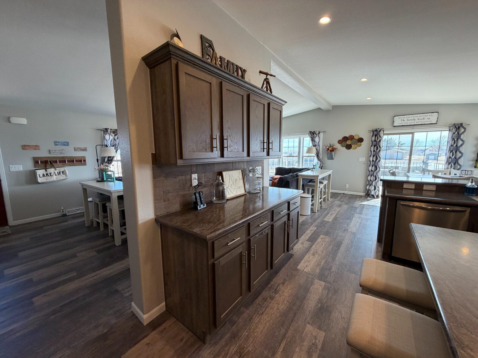 183 Lakeshore, Lewellen, NE Lake McConaughy home for sale