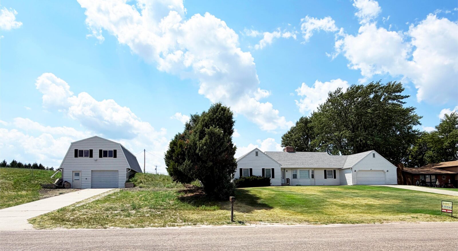 817 Skyline Dr., Bassett, NE home for sale