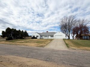 817 Skyline Dr. Option A – Bassett, NE