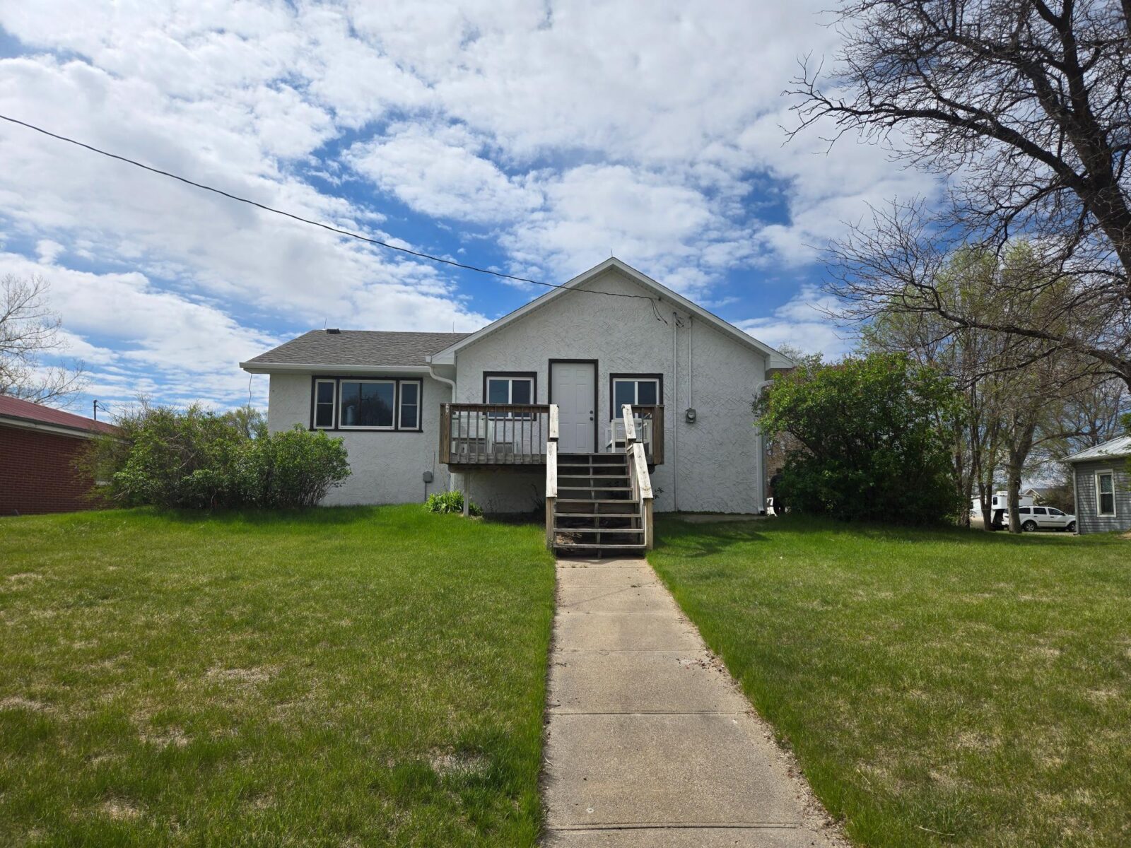 405 W. Railroad St., Mullen, NE home for sale