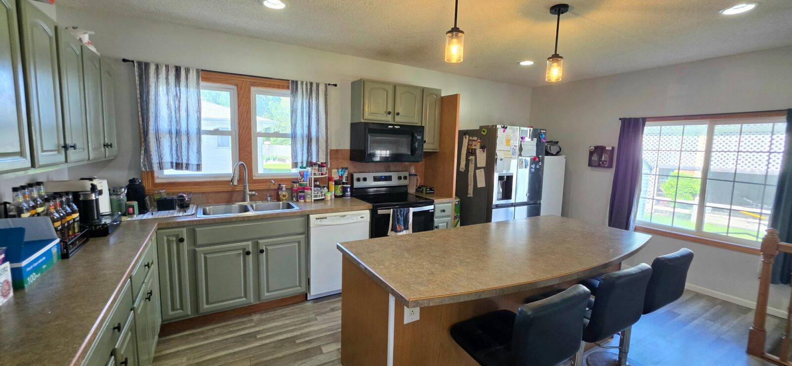 1611 Avenue C, Gothenburg, NE home for sale