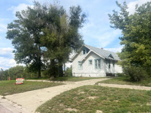 329 N. Maverick St., Gordon, NE