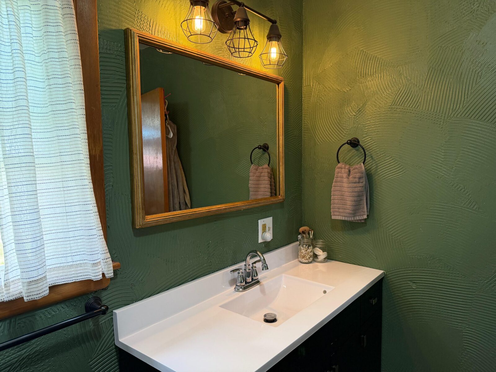 405 W. Railroad St., Mullen, NE home for sale