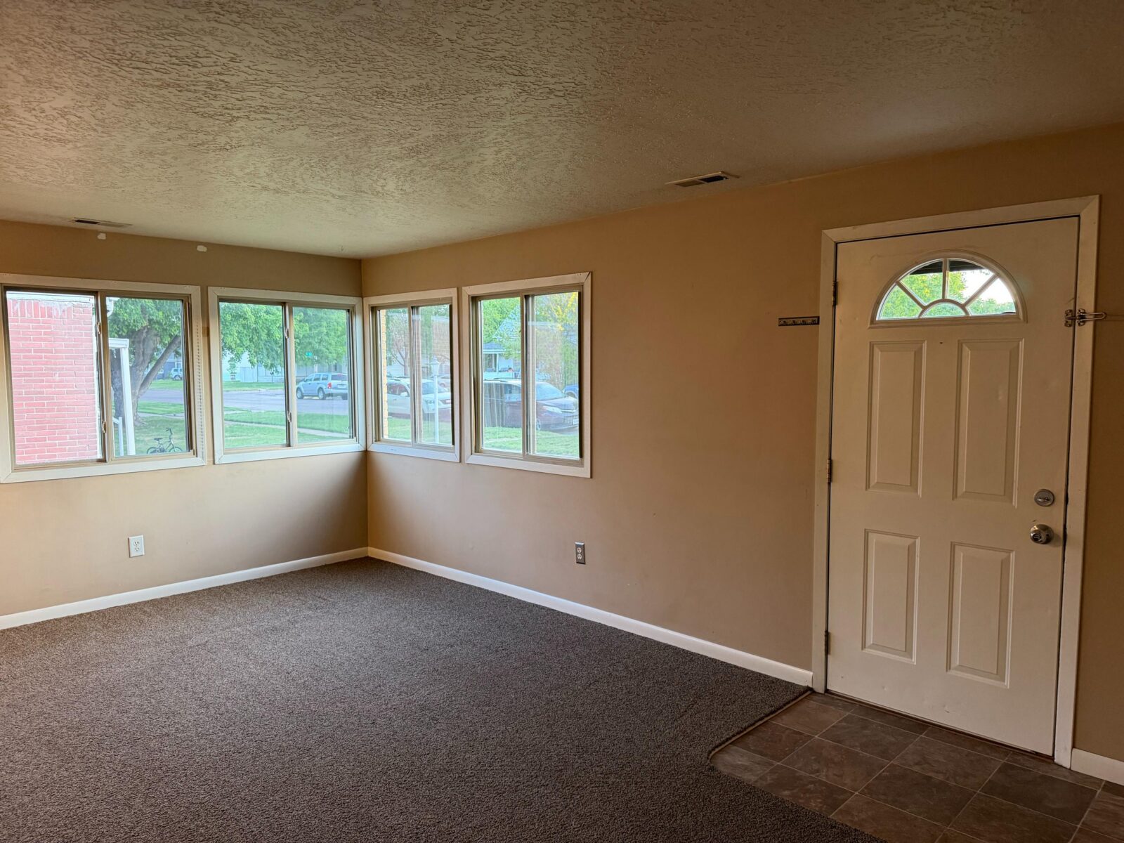 313 S. Elm St., North Platte, NE home for sale