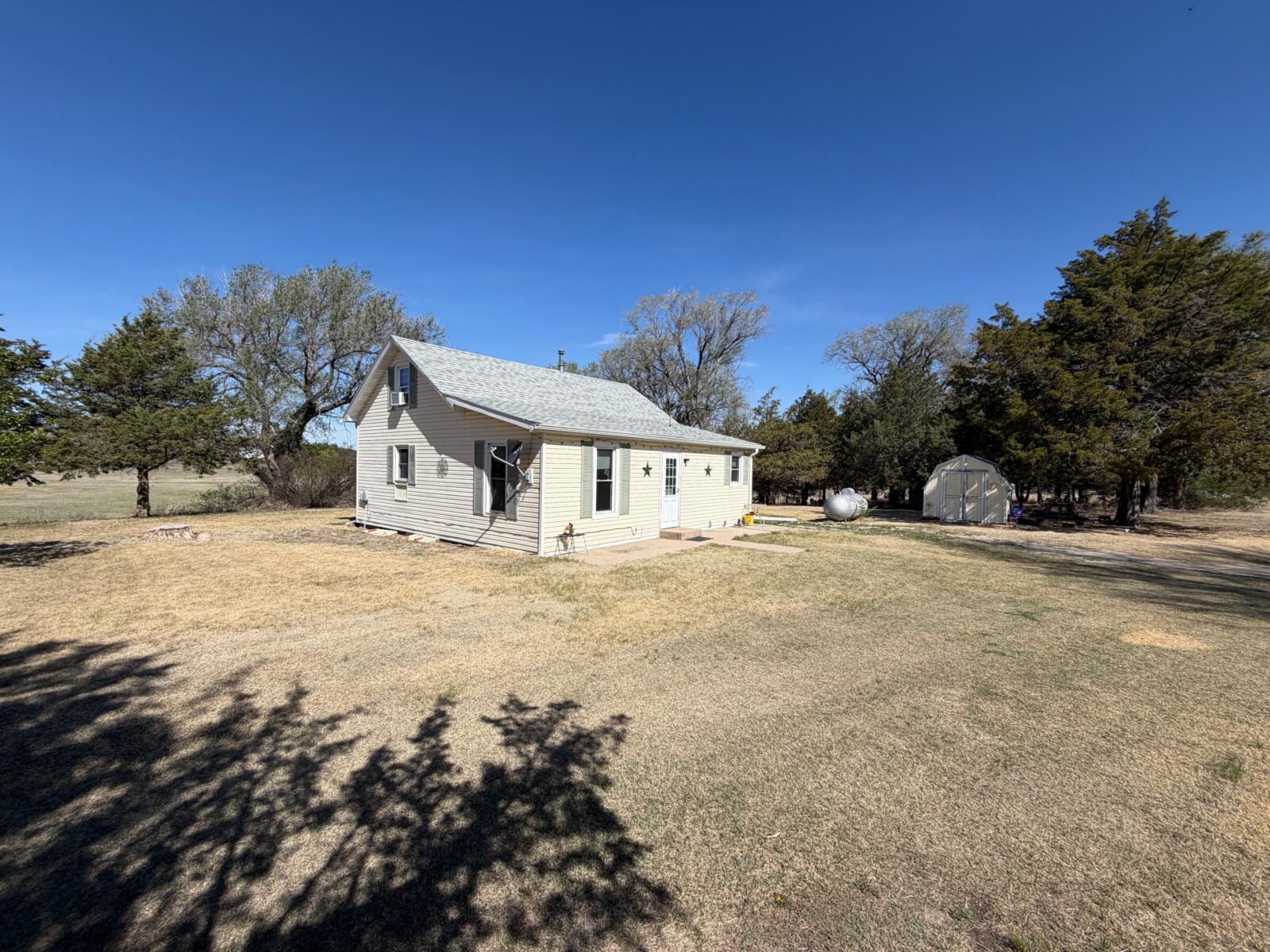 706 Gandy Broadway Ave Stapleton, NE home for sale