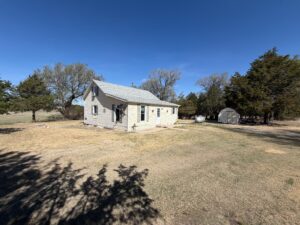 706 Gandy Broadway Ave Stapleton, NE home for sale