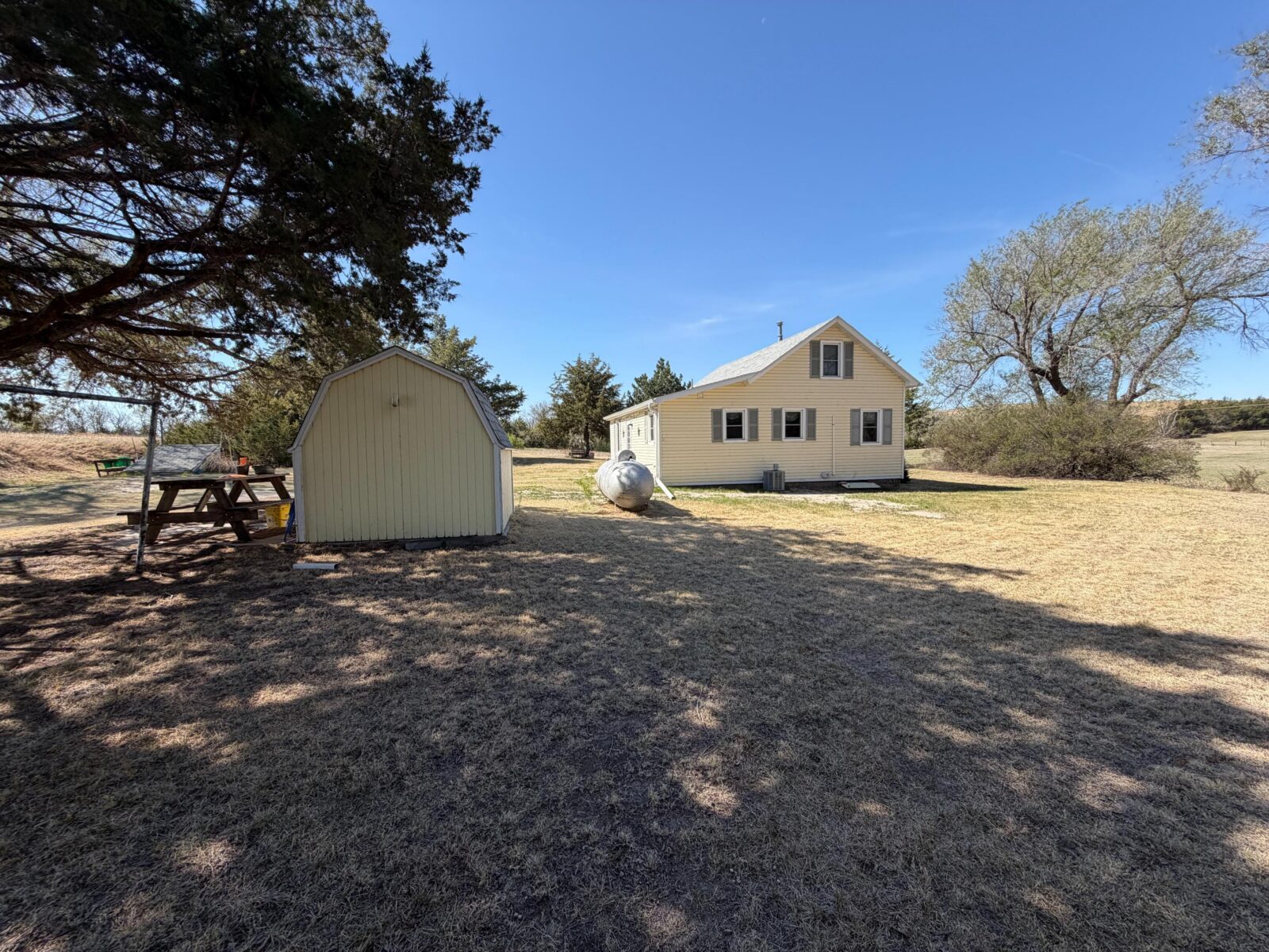 706 Gandy Broadway Ave Stapleton, NE home for sale