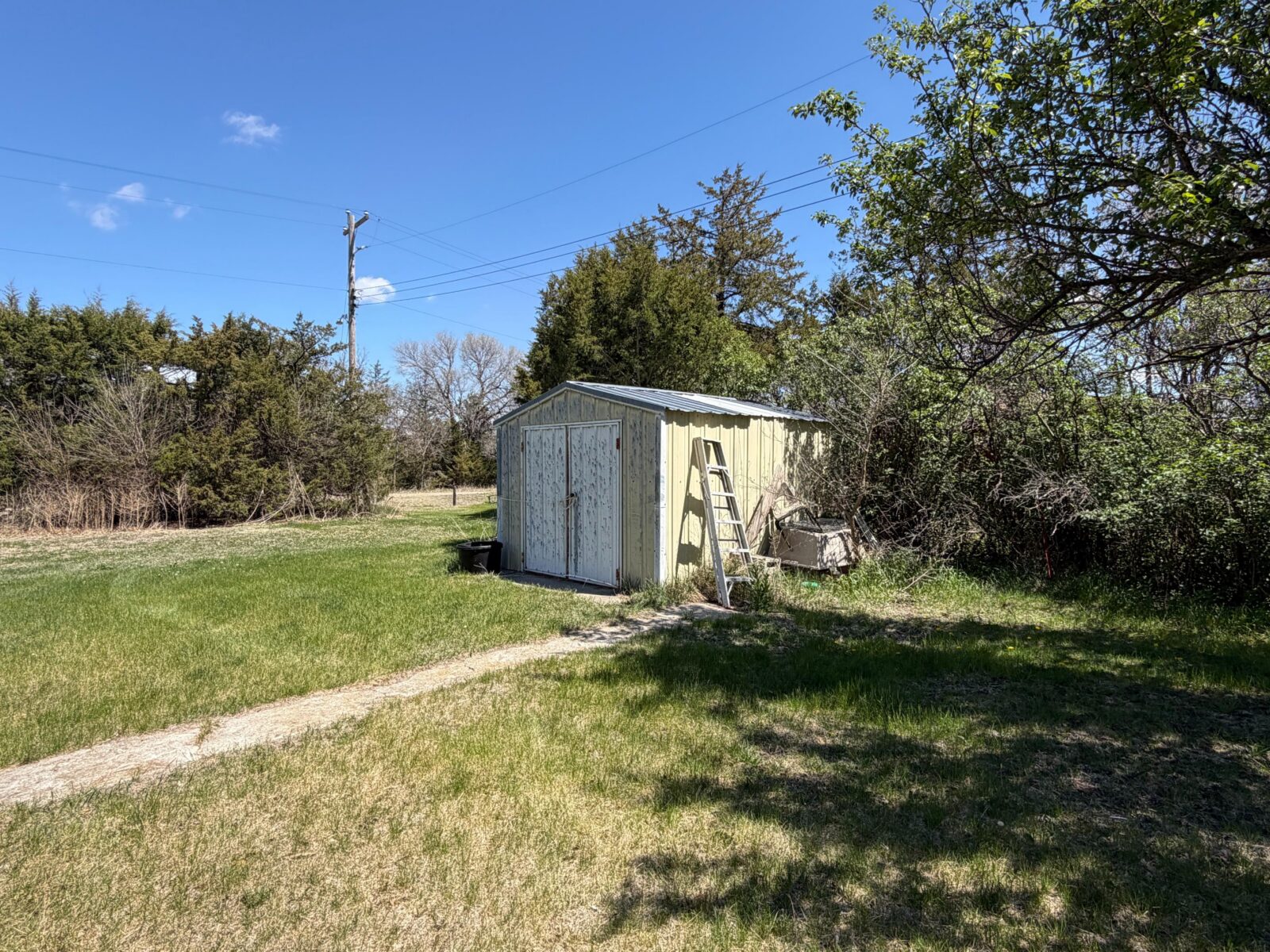 596 N Oak St. Long Pine, NE home for sale