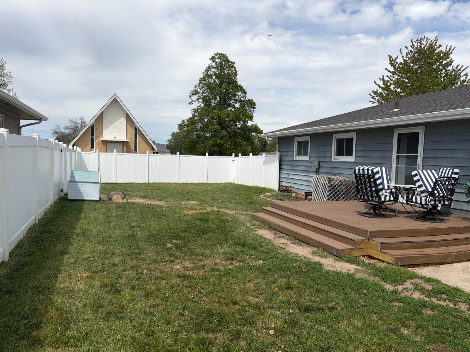 107 S. Harrington Ainsworth, NE home for sale