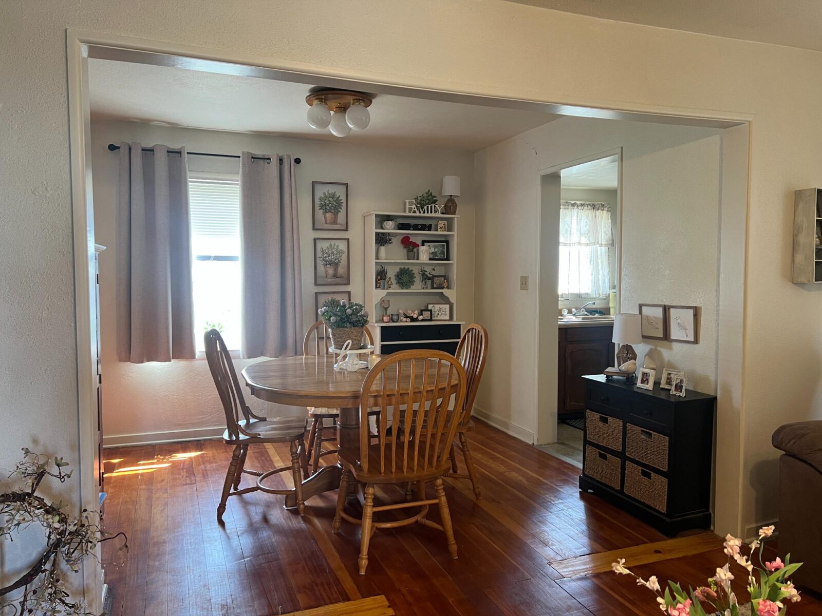 233 N. baker St., Hay Springs, NE home for sale