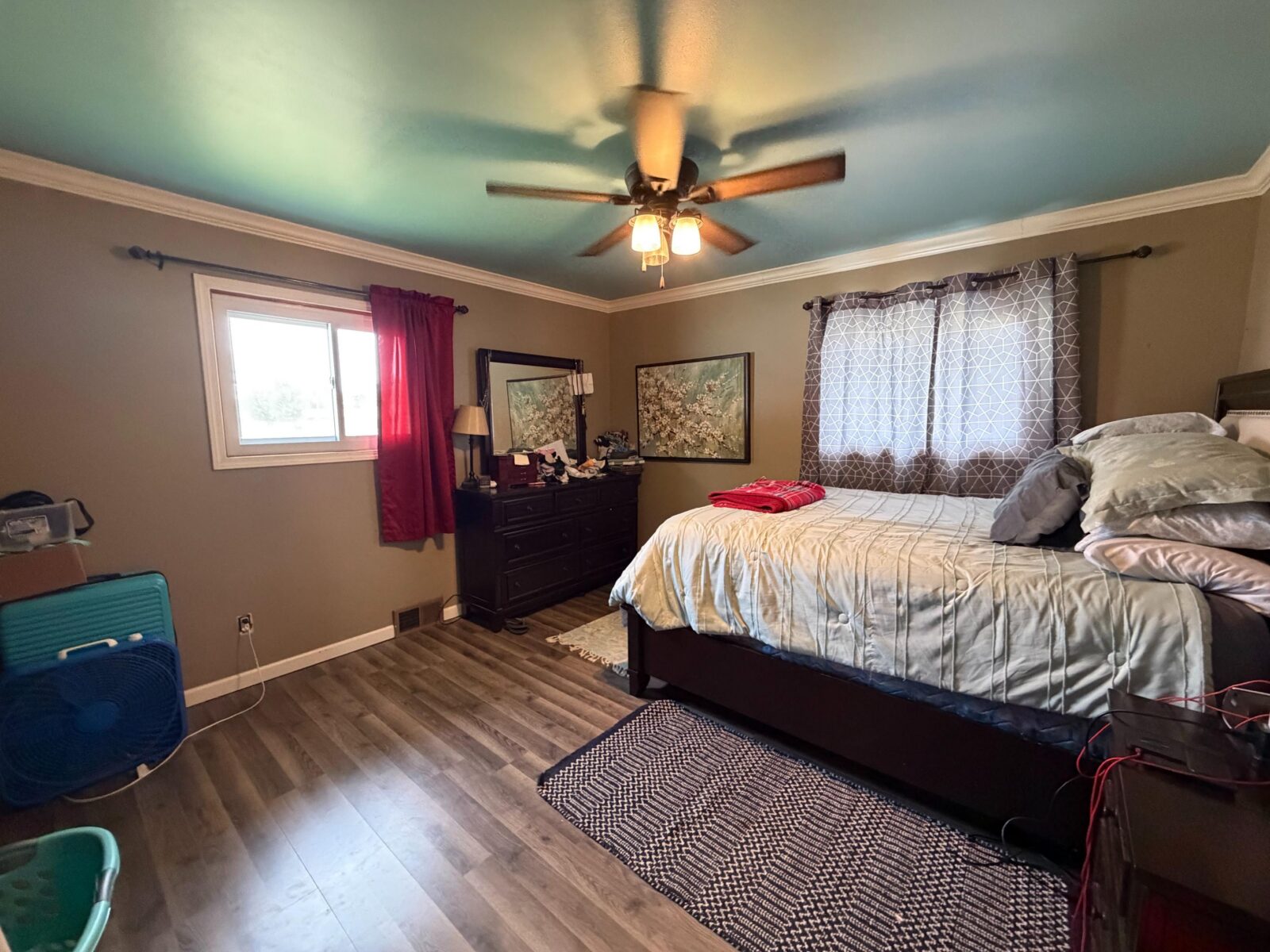 107 S. Harrington St., Ainsworth, NE