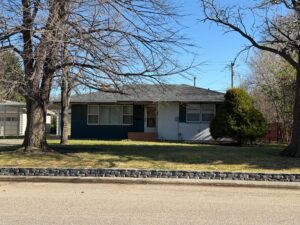 430 E. 6th St., Ainsworth, NE home for sale