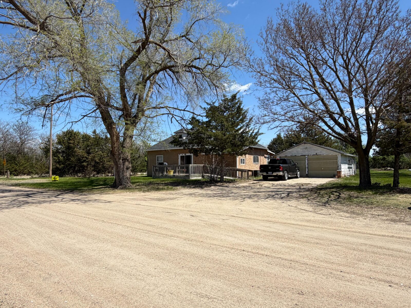 596 N Oak St. Long Pine, NE home for sale