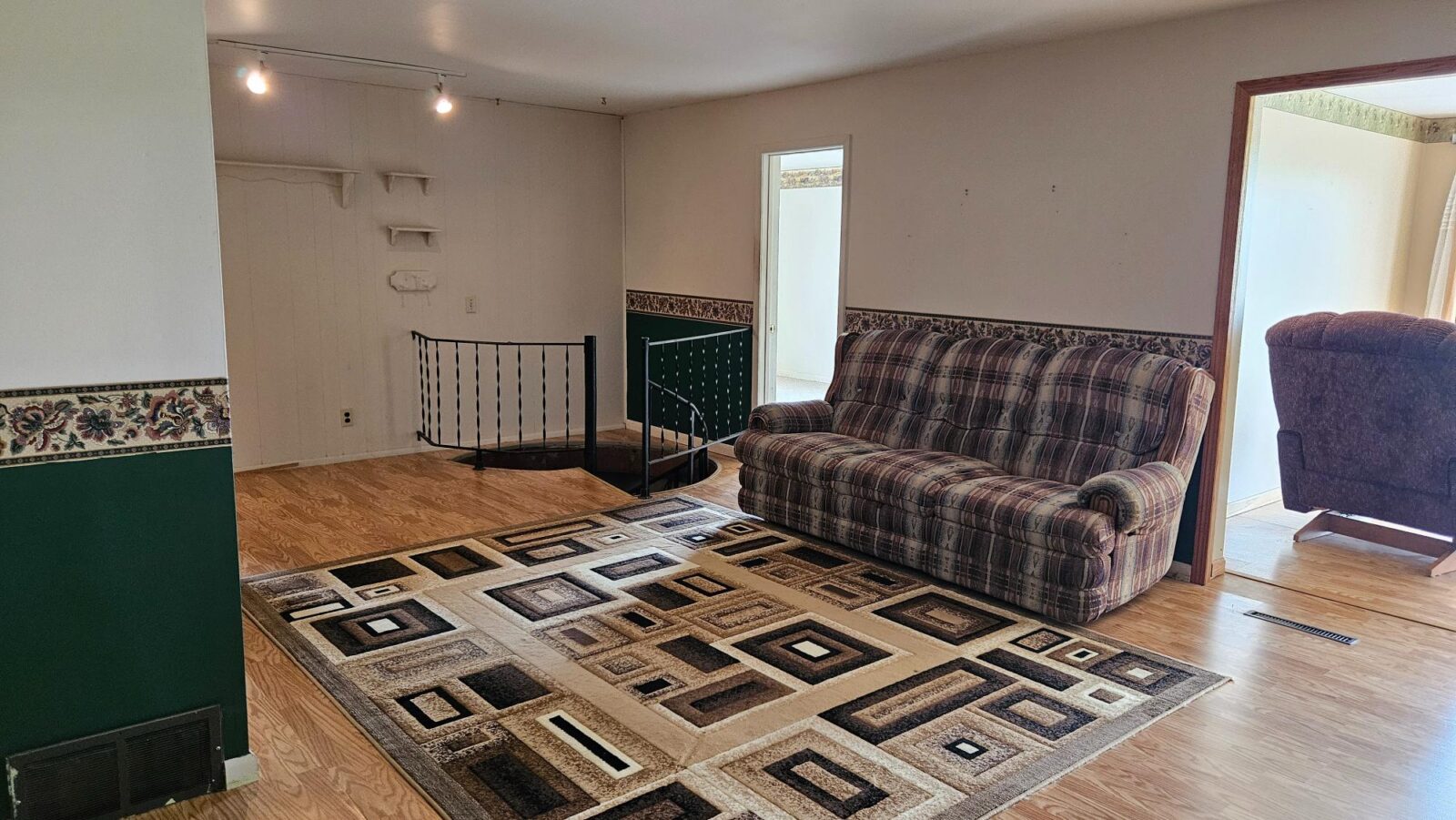 Spalding, Nebraska Greeley County home and acreage for sale