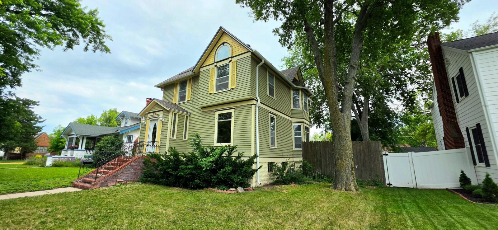 1110 4th St., North Platte, NE 69101 For Sale