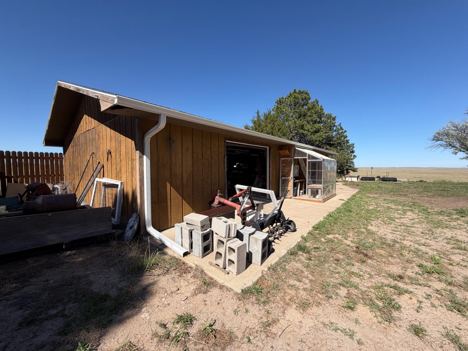 711 Highway 92, Lemoyne, NE lake mcconaughy home for sale