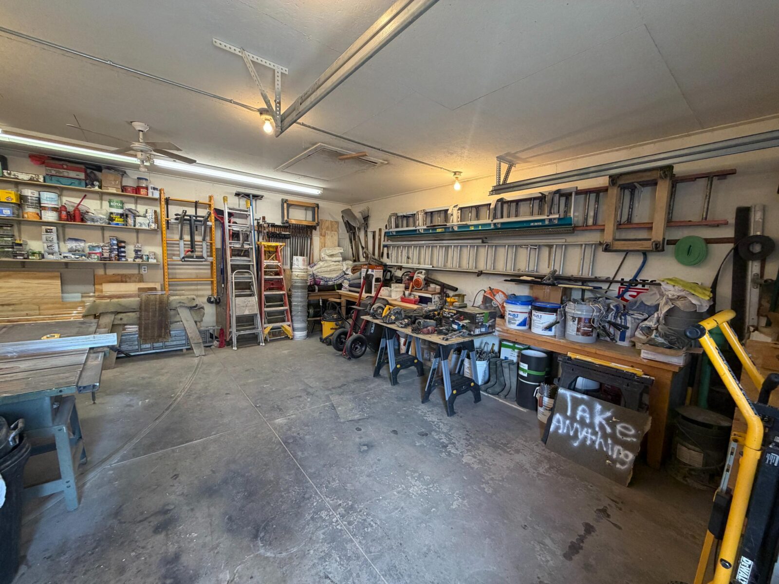 Ogallala, NE commercial Building for sale