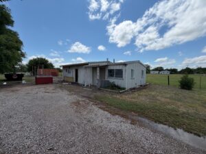 740 E. Hall School Rd. North Platte, NE 69101 home for sale
