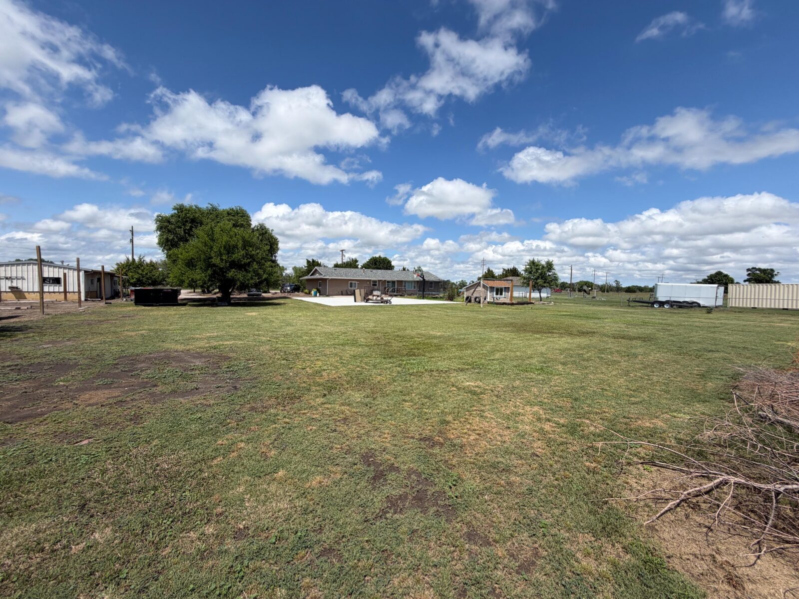 740 E. Hall School Rd. North Platte, NE 69101 home for sale