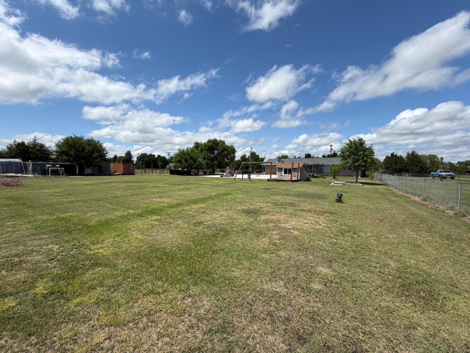 740 E. Hall School Rd. North Platte, NE 69101 home for sale