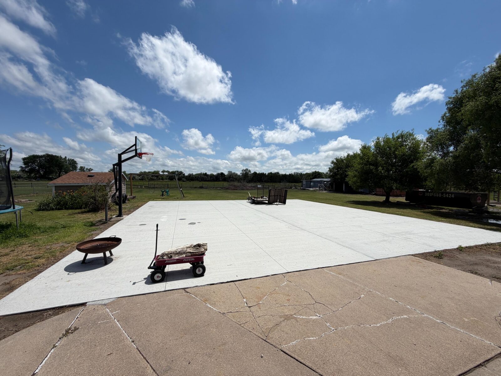 740 E. Hall School Rd. North Platte, NE 69101 home for sale
