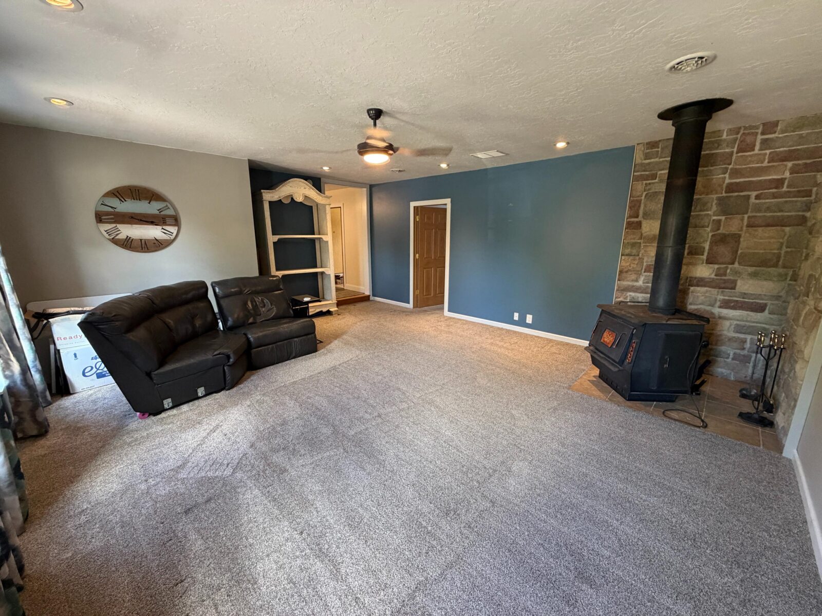740 E. Hall School Rd. North Platte, NE 69101 home for sale