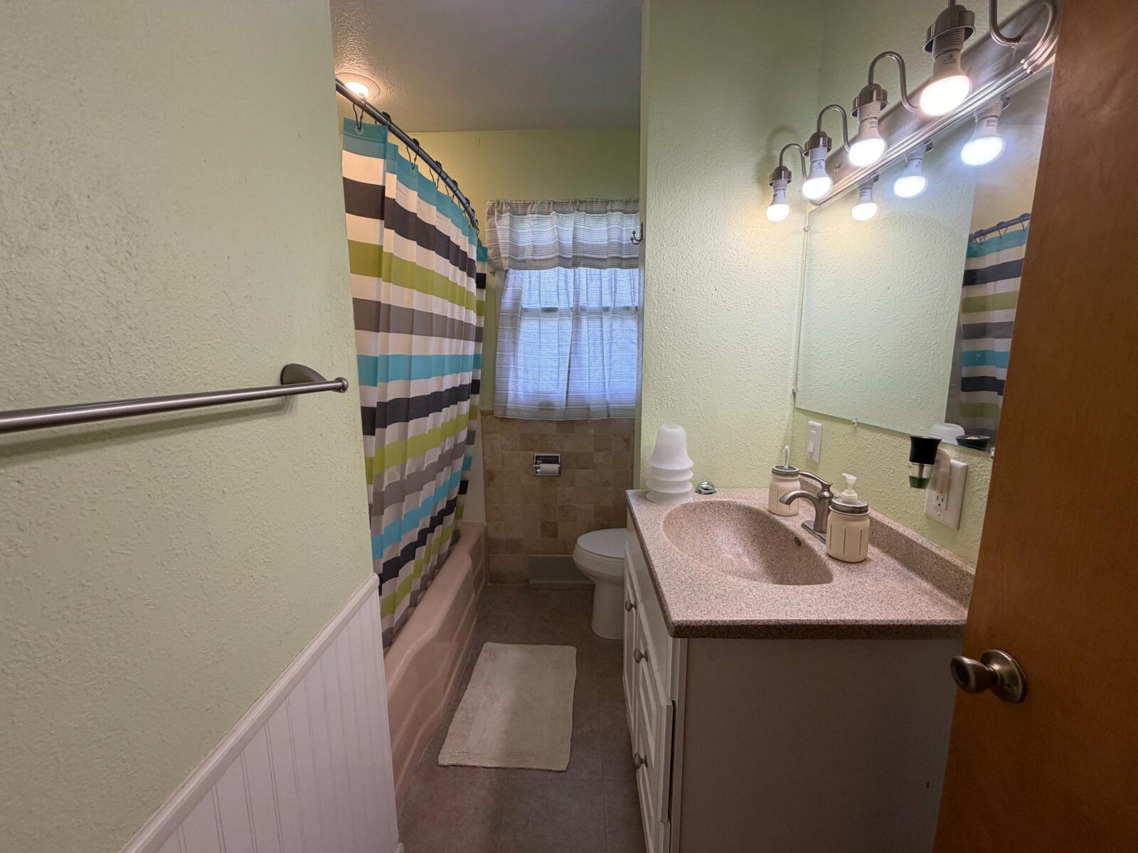 740 E. Hall School Rd. North Platte, NE 69101 home for sale