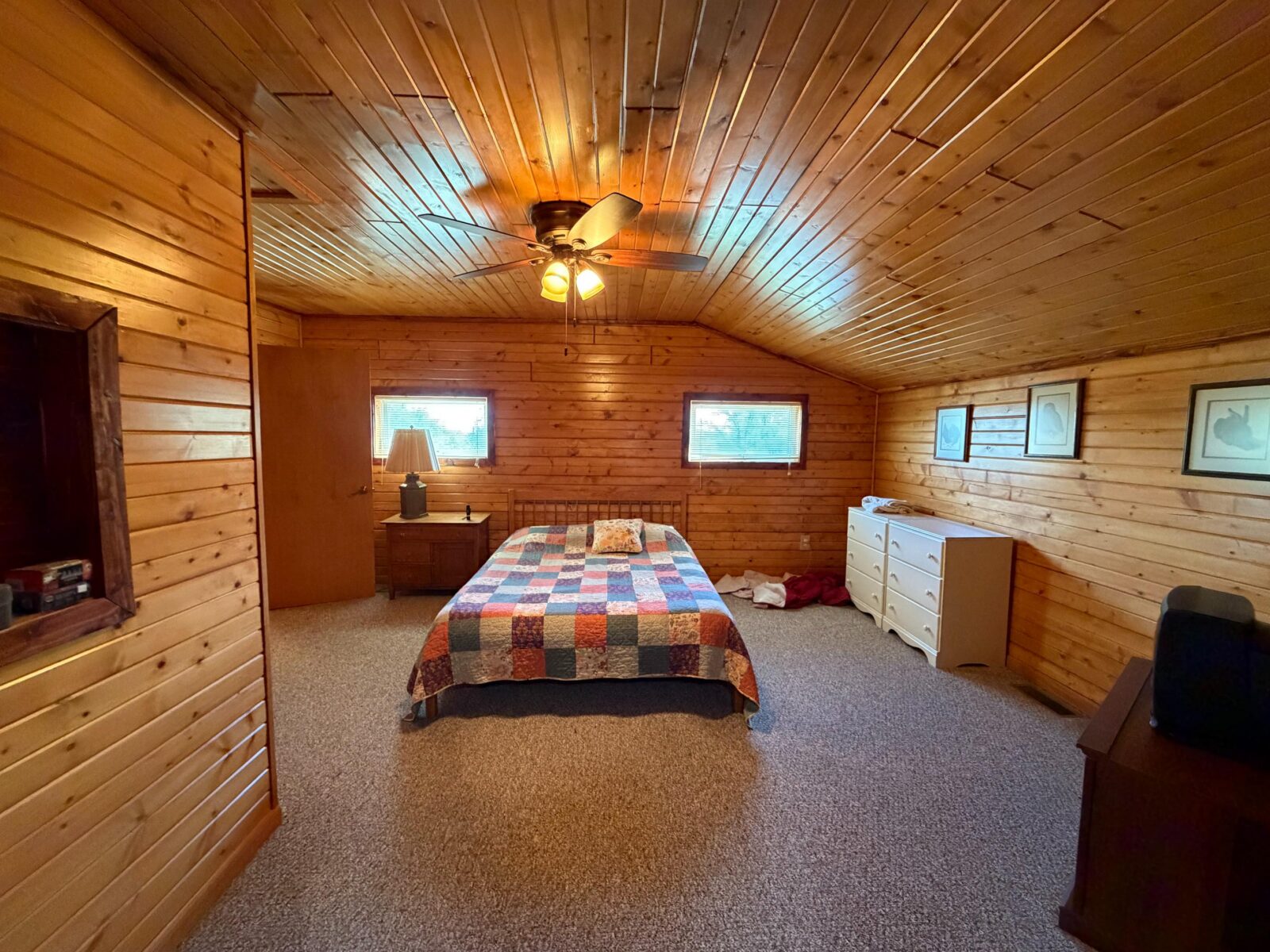 Long Pine, NE cabin and acreage for sale