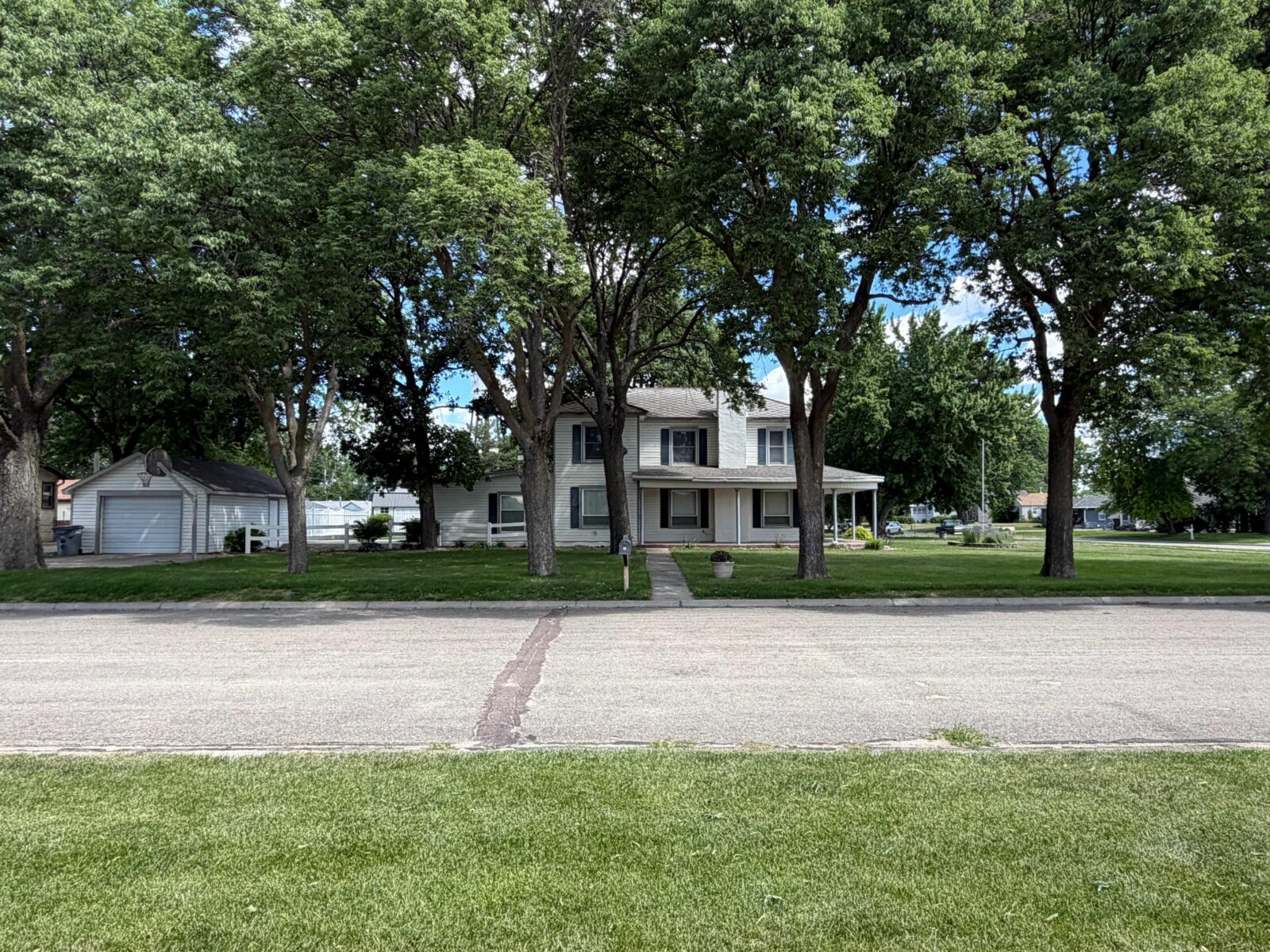 305 N. Osborne, Ainsworth, NE home for sale