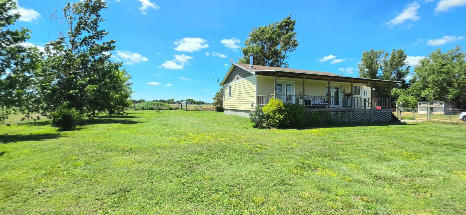 638 N. James Dr-Hershey Nebraska acreage for sale