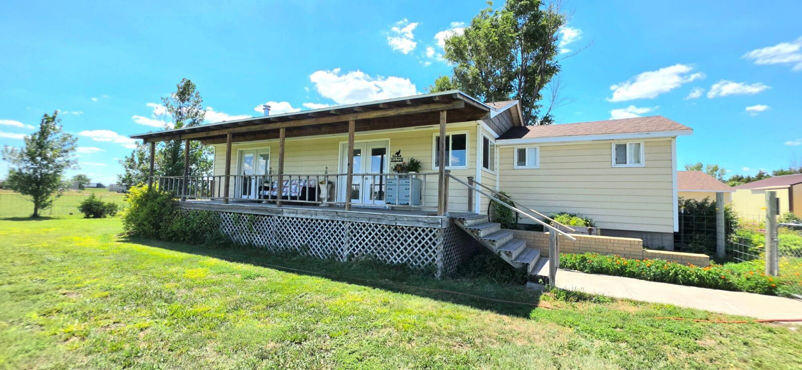 638 N. James Dr-Hershey Nebraska acreage for sale