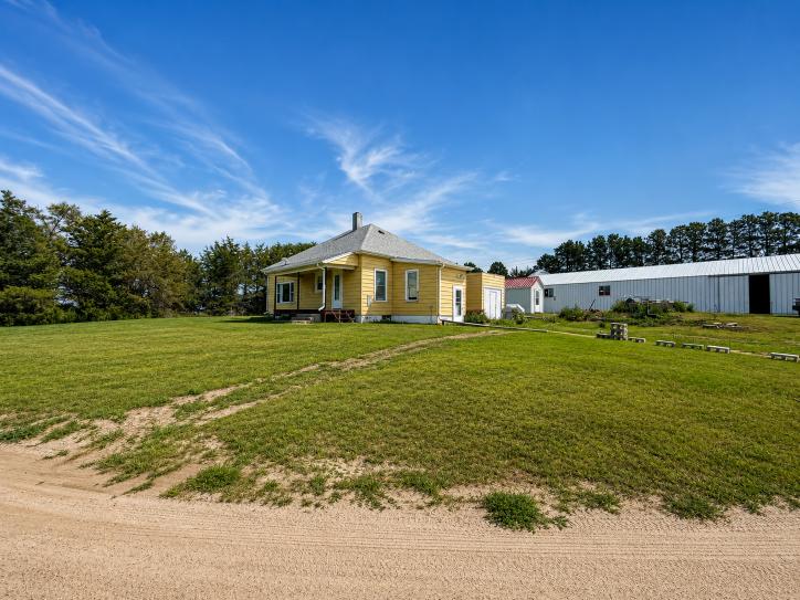 Hobby farm for sale Stapleton, NE