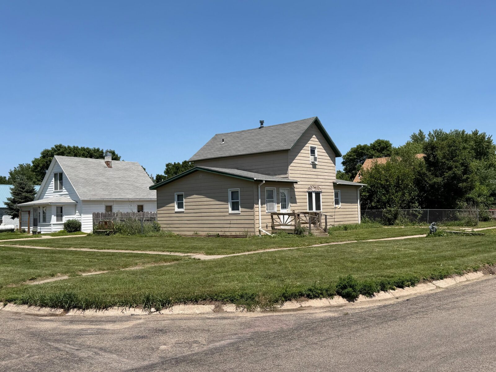 308 E. 1st St., Ainsworth, NE home for sale